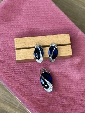 S925 Silver Tone Jewelry Set – Earrings & Pendant